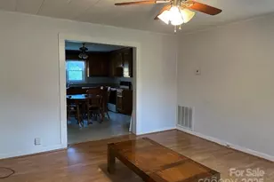 70 3rd St, Marion, NC 28752 - Photo 9