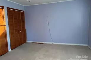 70 3rd St, Marion, NC 28752 - Photo 19