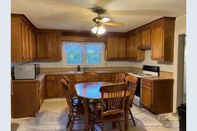 70 3rd Street #87, Marion, NC 28752 - Photo 5