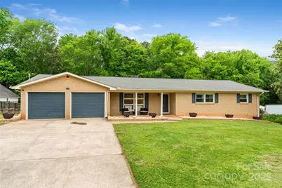 213 Lakeview Drive, Harrisburg, NC 28075 - Photo 3