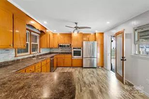 213 Lakeview Dr, Harrisburg, NC 28075 - Photo 9