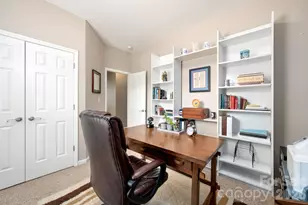 102 W Farm Creek Dr, Asheville, NC 28806 - Photo 21