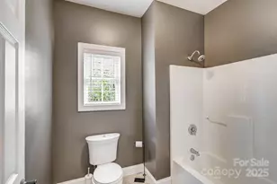 208 Bragg Ct, Hendersonville, NC 28792 - Photo 33