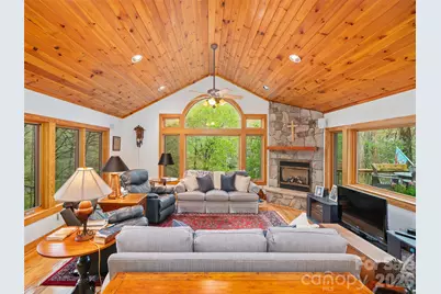 86 Laurel Drive, Burnsville, NC 28714 - Photo 9