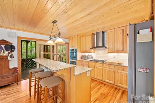 86 Laurel Dr, Burnsville, NC 28714 - Photo 5