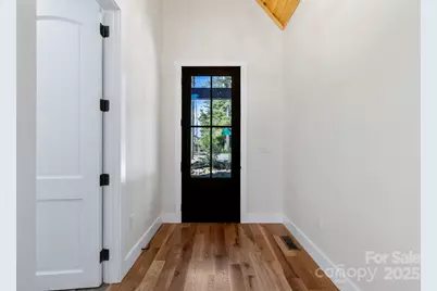 154 Osceola Road, Hendersonville, NC 28739 - Photo 11