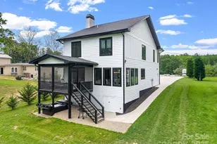 32 Taylor Mountain Rd, Candler, NC 28715 - Photo 5