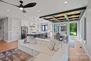 32 Taylor Mountain Rd, Candler, NC 28715 - Photo 17