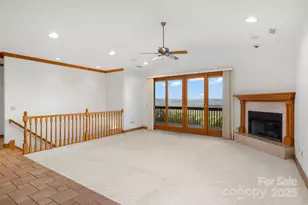 117 Distant View Dr, Asheville, NC 28803 - Photo 11