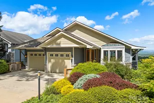 117 Distant View Dr, Asheville, NC 28803 - Photo 1