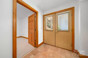 117 Distant View Dr, Asheville, NC 28803 - Photo 37