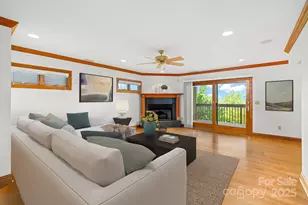 117 Distant View Dr, Asheville, NC 28803 - Photo 21