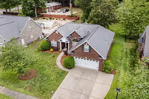 5706 Sustar Dr, Monroe, NC 28110 - Photo 3