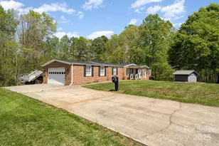 5013 Friendship Circle Rd, East Bend, NC 27018 - Photo 7