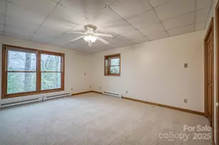 1521 Old Jonas Ridge Rd, Newland, NC 28657 - Photo 27