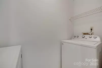 2209 Sumner Green Avenue #M, Charlotte, NC 28203 - Photo 21