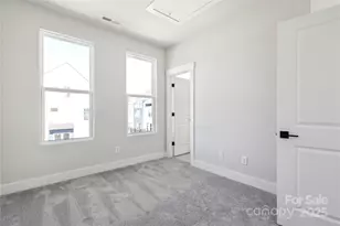 2013 Clarksdale Dr, Charlotte, NC 28206 - Photo 9