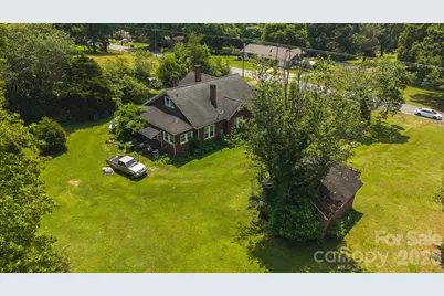 1040 Nc 90 Highway W, Taylorsville, NC 20681 - Photo 1