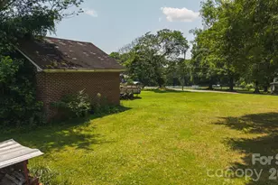 1040 Nc 90 Hwy W, Taylorsville, NC 20681 - Photo 25