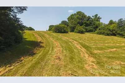 1040 Nc 90 Highway W, Taylorsville, NC 20681 - Photo 7