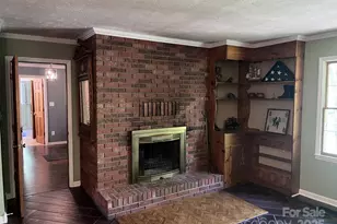 231 Davis Dr, Morganton, NC 28655 - Photo 25