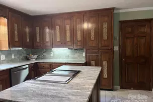 231 Davis Dr, Morganton, NC 28655 - Photo 13