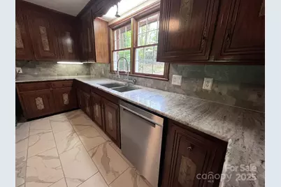 231 Davis Drive, Morganton, NC 28655 - Photo 11