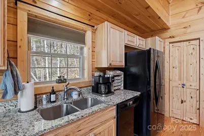 19 Frontier Court, Asheville, NC 28805 - Photo 9