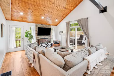 101 McFalls Road, Asheville, NC 28805 - Photo 3