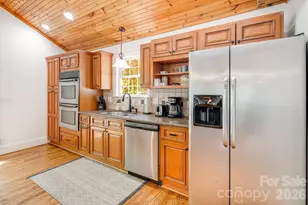101 McFalls Rd, Asheville, NC 28805 - Photo 9