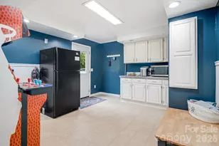 101 McFalls Rd, Asheville, NC 28805 - Photo 31
