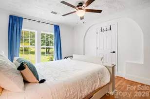 101 McFalls Rd, Asheville, NC 28805 - Photo 17