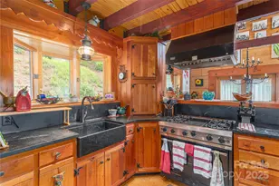 806 Twin Brook Dr, Waynesville, NC 28785 - Photo 19