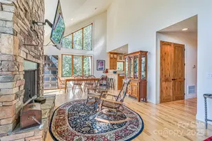 284 Mount Mitchell Dr, Burnsville, NC 28714 - Photo 23