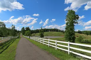 2530 Sharon Rd, York, SC 29745 - Photo 3