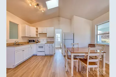 12 Lila Lane, Leicester, NC 28748 - Photo 5