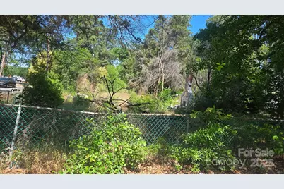 236 S Patterson Street, Maxton, NC 28364 - Photo 1