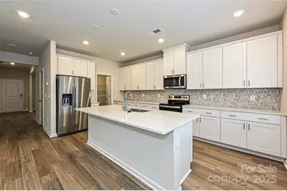 2159 Sunflower Circle, Newton, NC 28658 - Photo 5