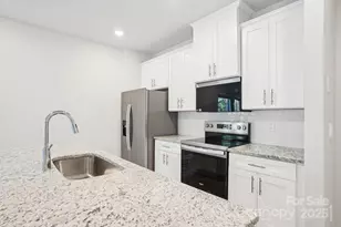 109 Ciara Pl, Mooresville, NC 28117 - Photo 3