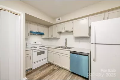 7129 Stonington Lane, Charlotte, NC 28227 - Photo 15