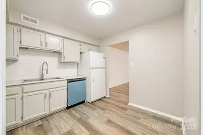 7129 Stonington Lane, Charlotte, NC 28227 - Photo 17