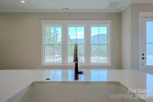 151 Collin Pl, Asheville, NC 28804 - Photo 7