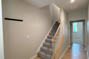 1110 Keydet Dr, Charlotte, NC 28216 - Photo 21