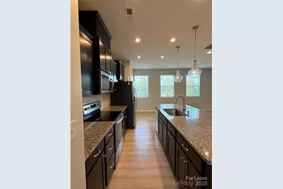 1110 Keydet Drive, Charlotte, NC 28216 - Photo 7