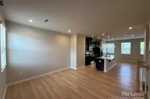 1110 Keydet Dr, Charlotte, NC 28216 - Photo 11