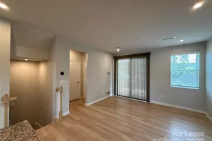 1110 Keydet Dr, Charlotte, NC 28216 - Photo 9