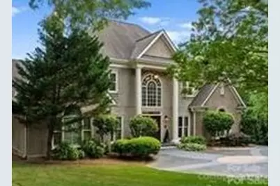 4429 Cameron Oaks Drive, Charlotte, NC 28211 - Photo 3