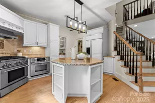 4429 Cameron Oaks Dr, Charlotte, NC 28211 - Photo 17