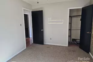 1700 Old Towne Ct, Charlotte, NC 28217 - Photo 7