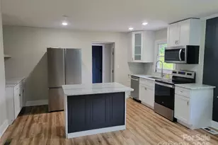 423 S Rhyne St, Dallas, NC 28034 - Photo 5